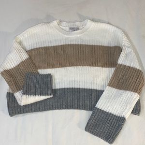 White brown and blue cropped sweater